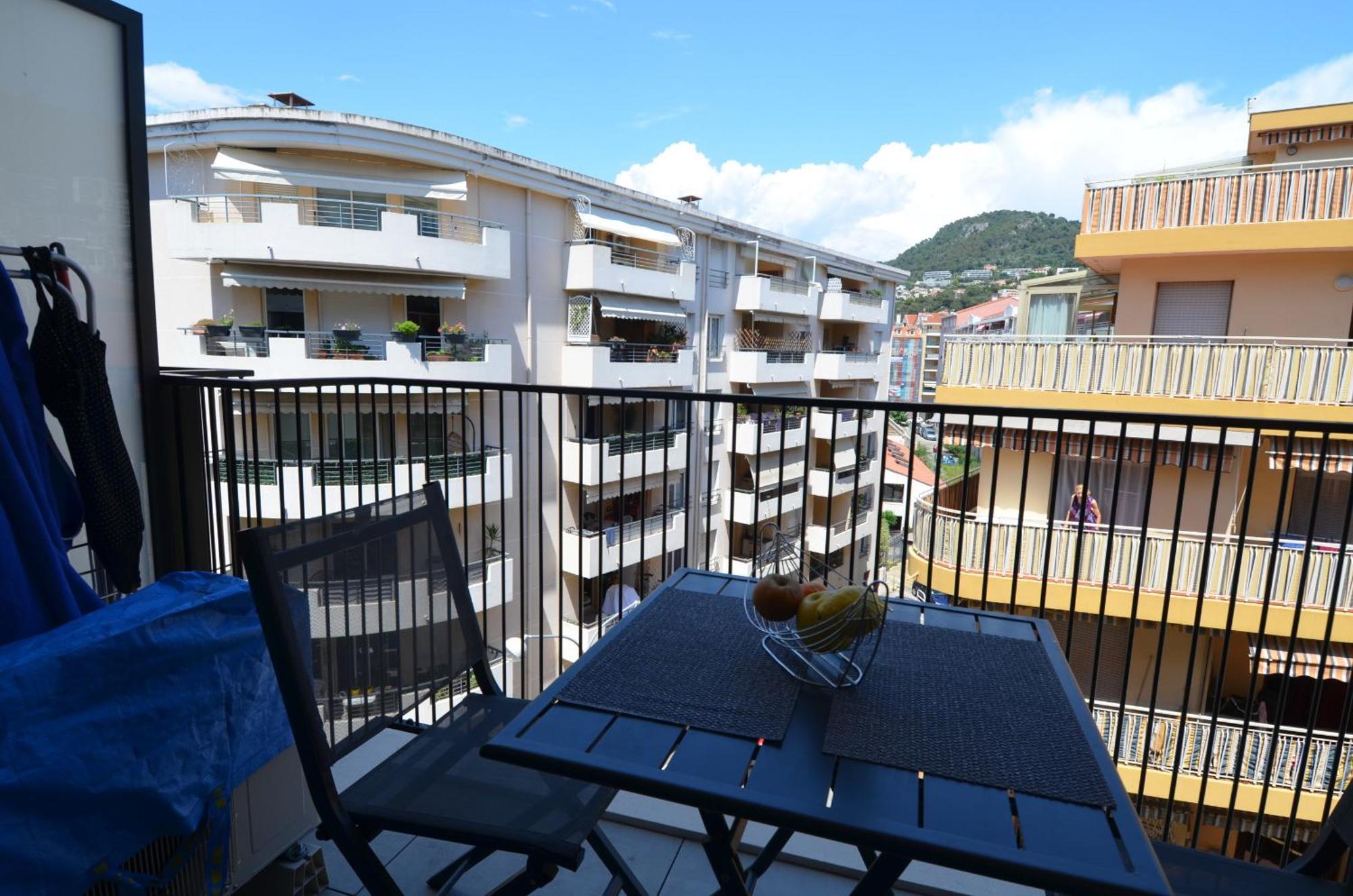 Villa Smolett - Appartement Cosy Au Coeur Du Quartier Du Port Niza Exterior foto